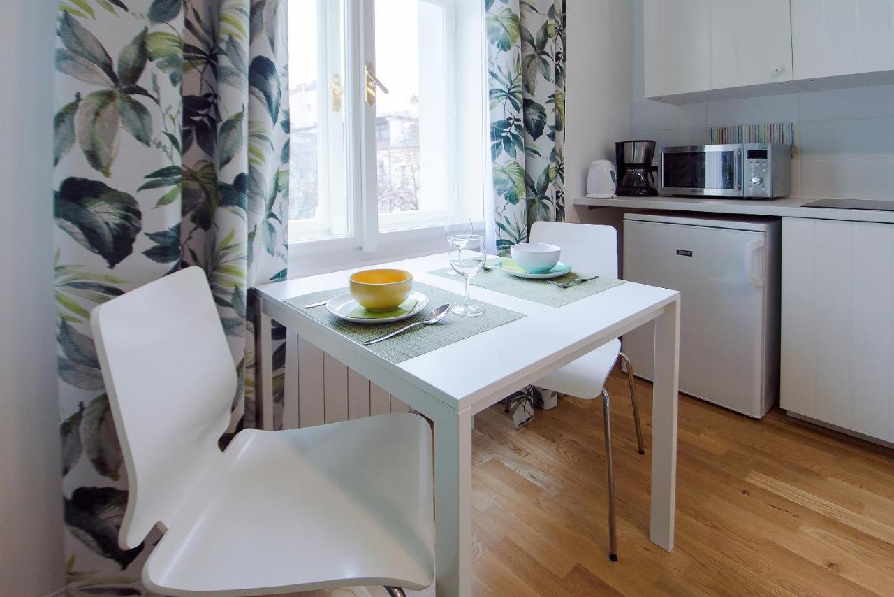 Modern Apartment Spanelska Прага Экстерьер фото